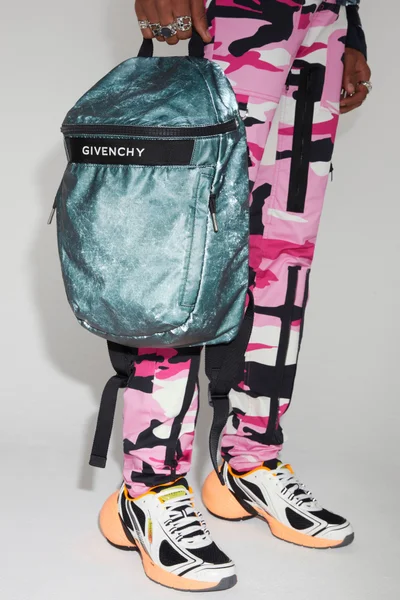 Look 5